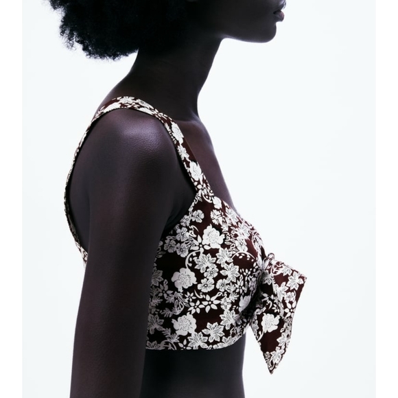 NWTs zara crop buckle top - Picture 3 of 8